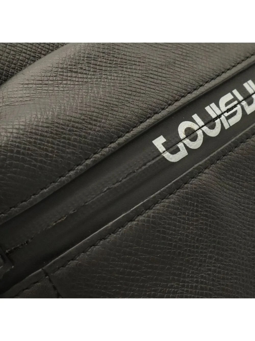 Louis Vuitton Taiga Messenger PM Shoulder Bag Crossbody Ardoise Black Silver
